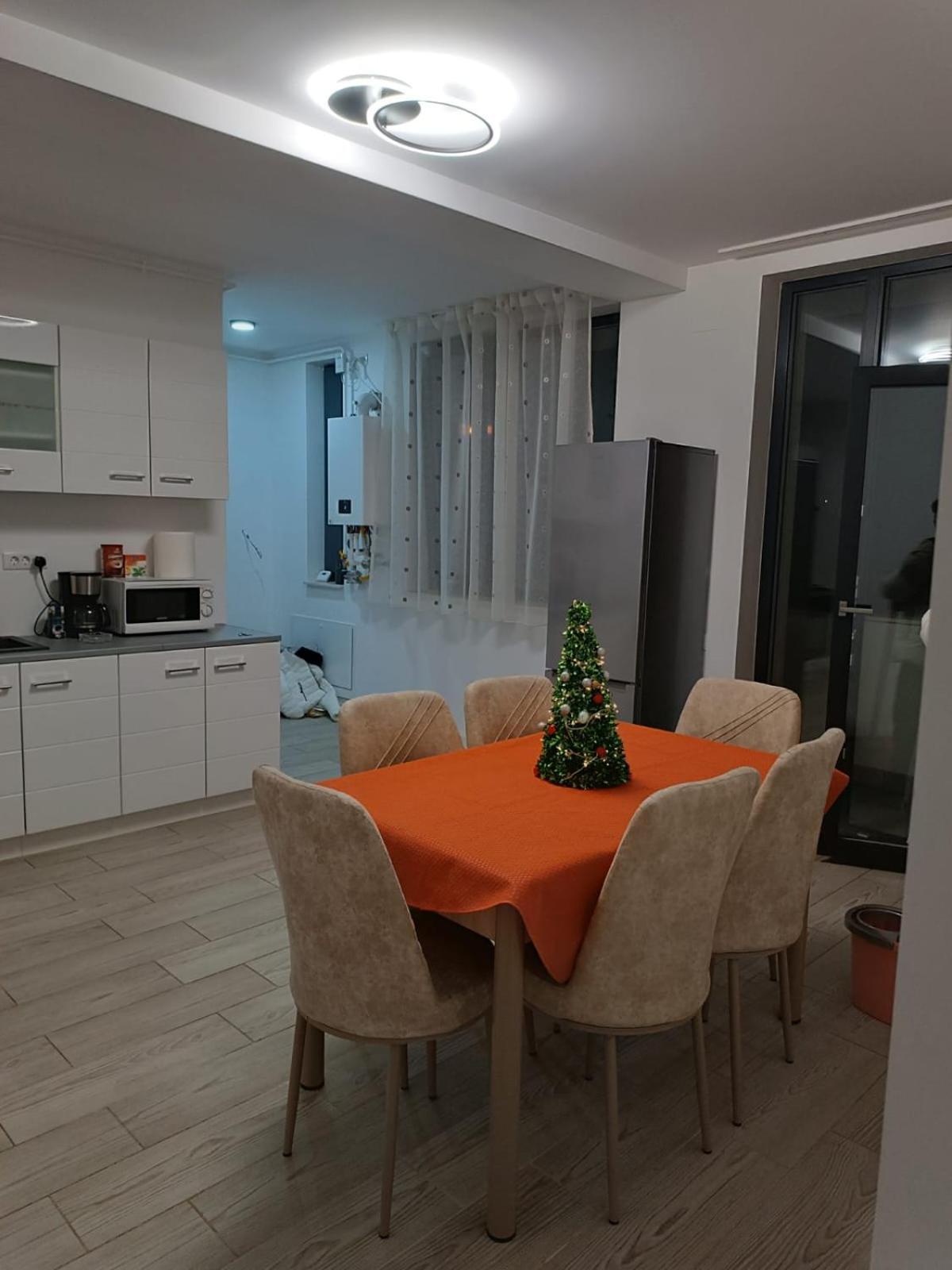 Apartament 2 Camere, Bloc Nou, Langa Promenada Moll, Capacitate 4 Persoane Craiova Exterior photo